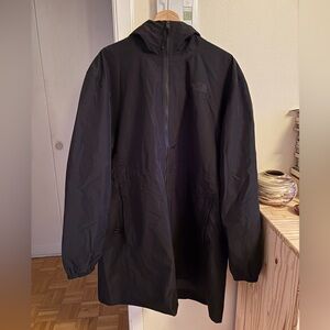 The North Face Women’s Daybreak Mid Rain Parka